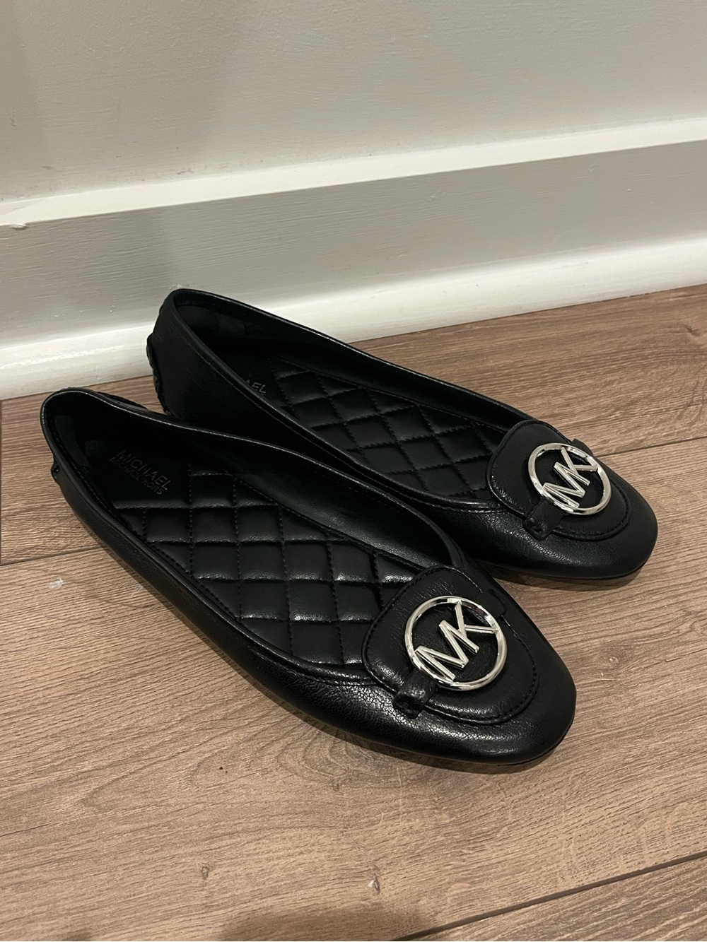 Michael Kors Lillie Quilted Leather Moccasin Flats - Black - Size 7.5